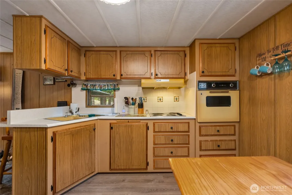 146 Paradise Drive Ashford WA 98304