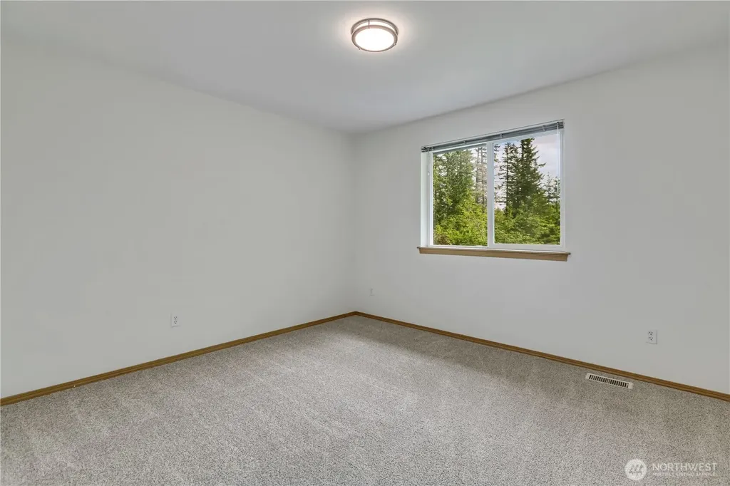 28539 298th Place SE Ravensdale WA 98051