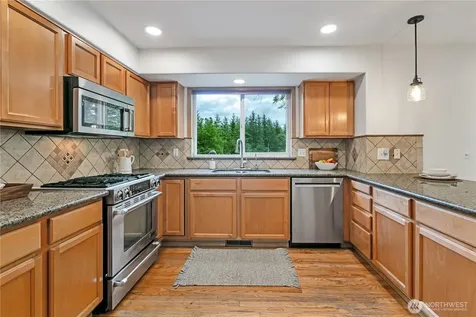 28539 298th Place SE Ravensdale WA 98051