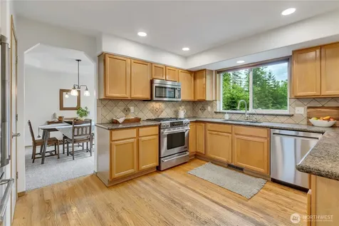 28539 298th Place SE Ravensdale WA 98051