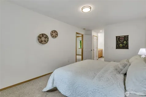 28539 298th Place SE Ravensdale WA 98051