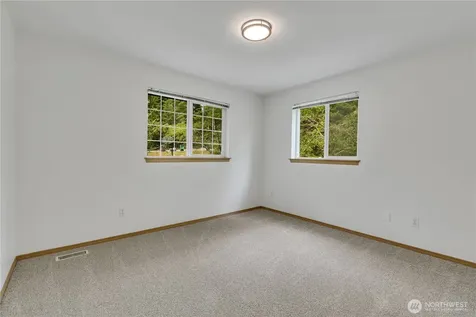 28539 298th Place SE Ravensdale WA 98051