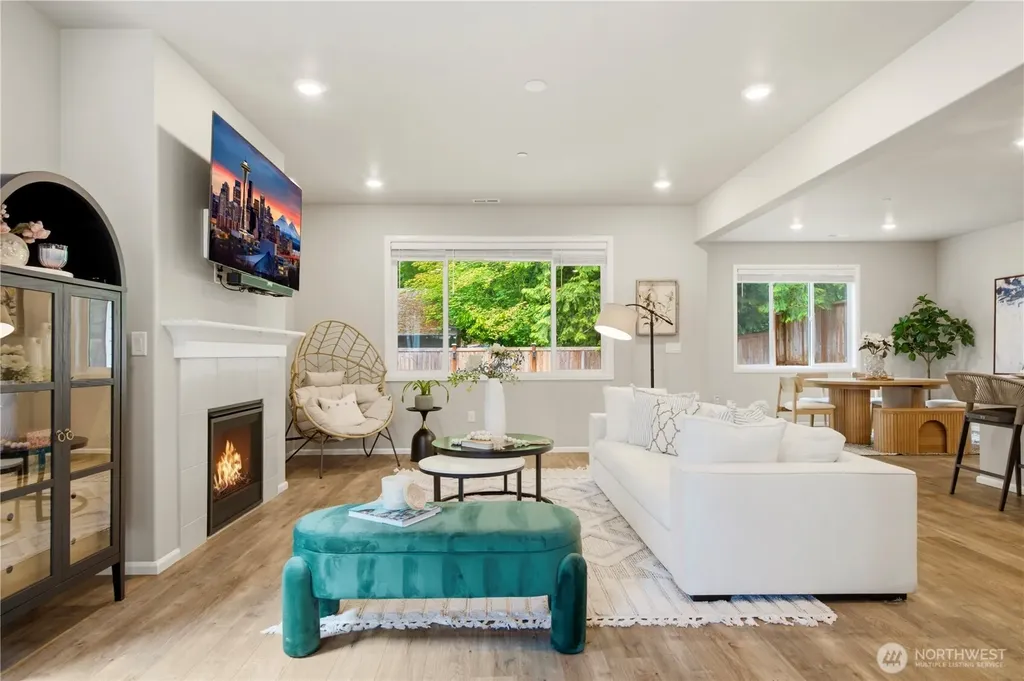 19518 9th Avenue SE Bothell WA 98012