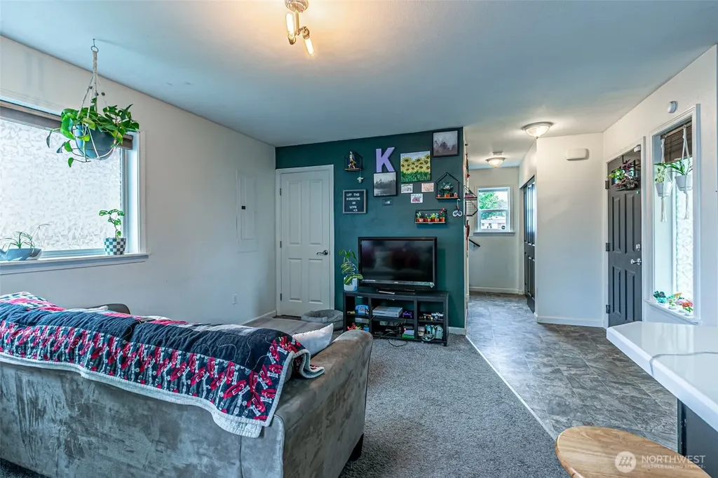 106 2nd Street NE Yelm WA 98597