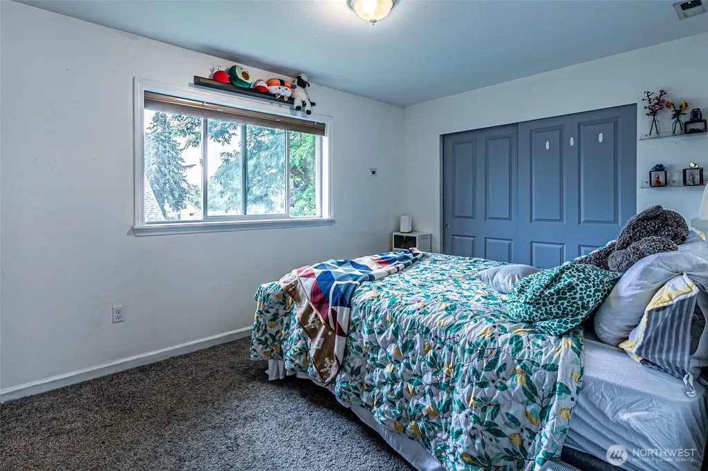 106 2nd Street NE Yelm WA 98597