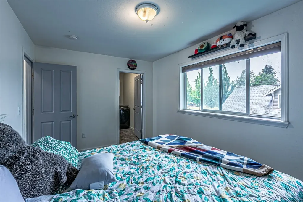 106 2nd Street NE Yelm WA 98597