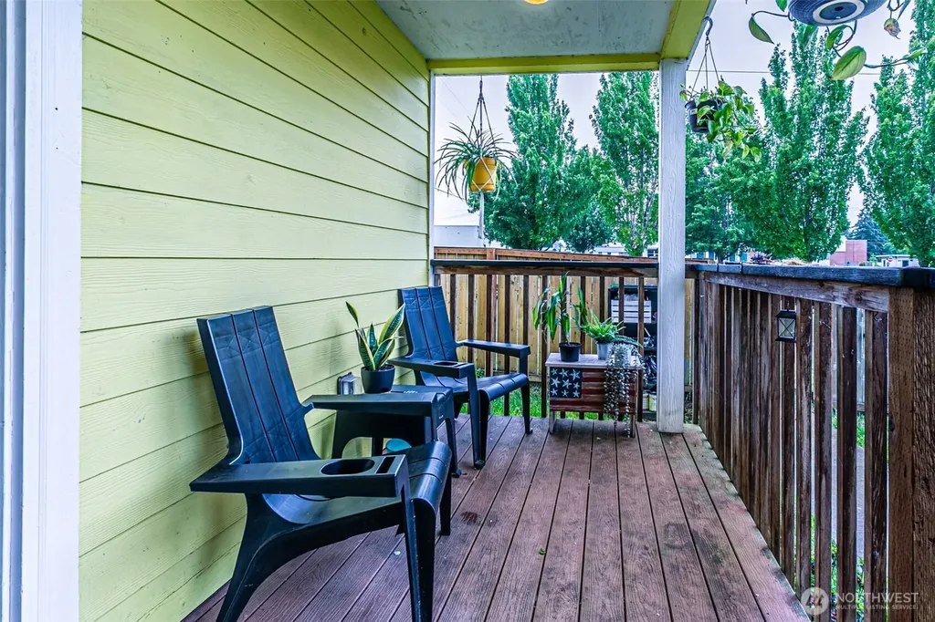 106 2nd Street NE Yelm WA 98597