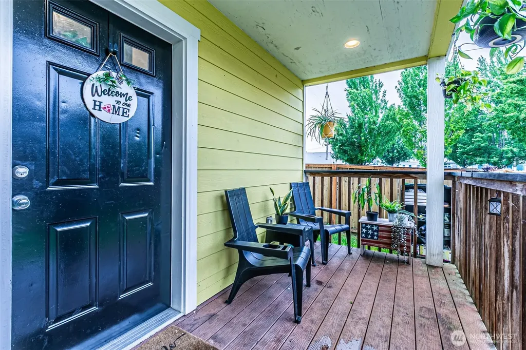 106 2nd Street NE Yelm WA 98597