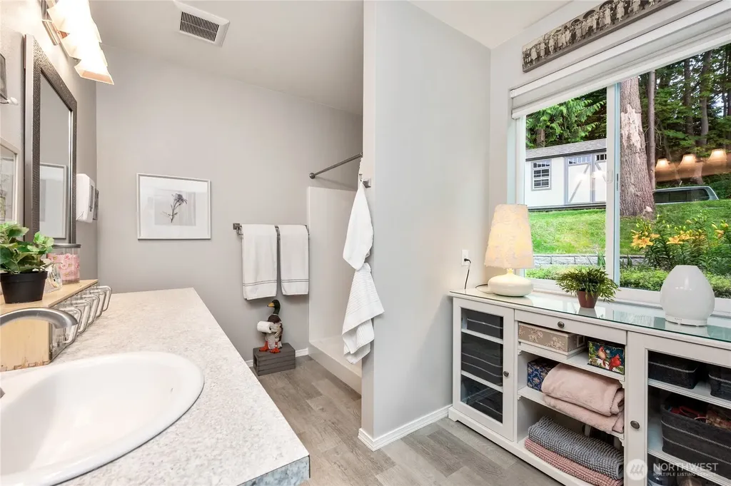 5519 Whitehorn Way Blaine WA 98230