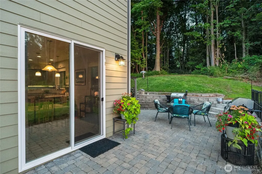 5519 Whitehorn Way Blaine WA 98230