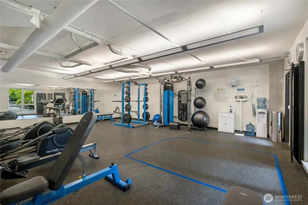 81 Clay Street Seattle WA 98121