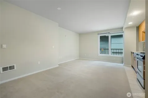 81 Clay Street Seattle WA 98121