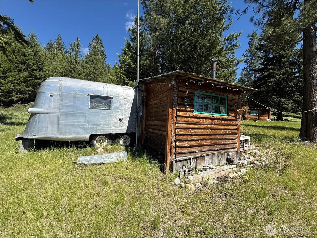 5 Hidden Spring Ranch Road Republic WA 99166