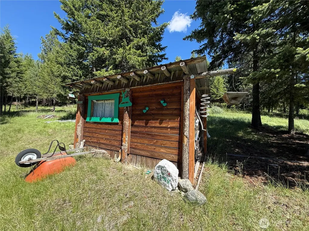 5 Hidden Spring Ranch Road Republic WA 99166