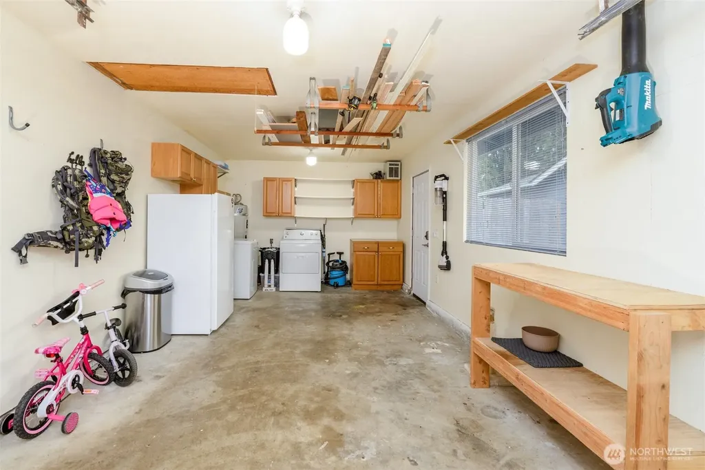 31 Summit View Place Port Angeles WA 98362