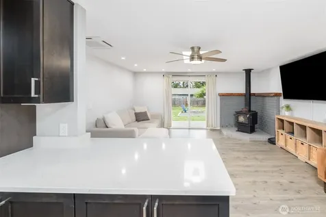 31 Summit View Place Port Angeles WA 98362