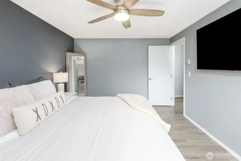 31 Summit View Place Port Angeles WA 98362
