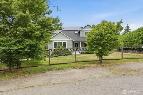 2484 Soundview Drive NE Bainbridge Island WA 98110