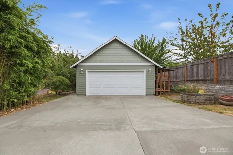 2484 Soundview Drive NE Bainbridge Island WA 98110