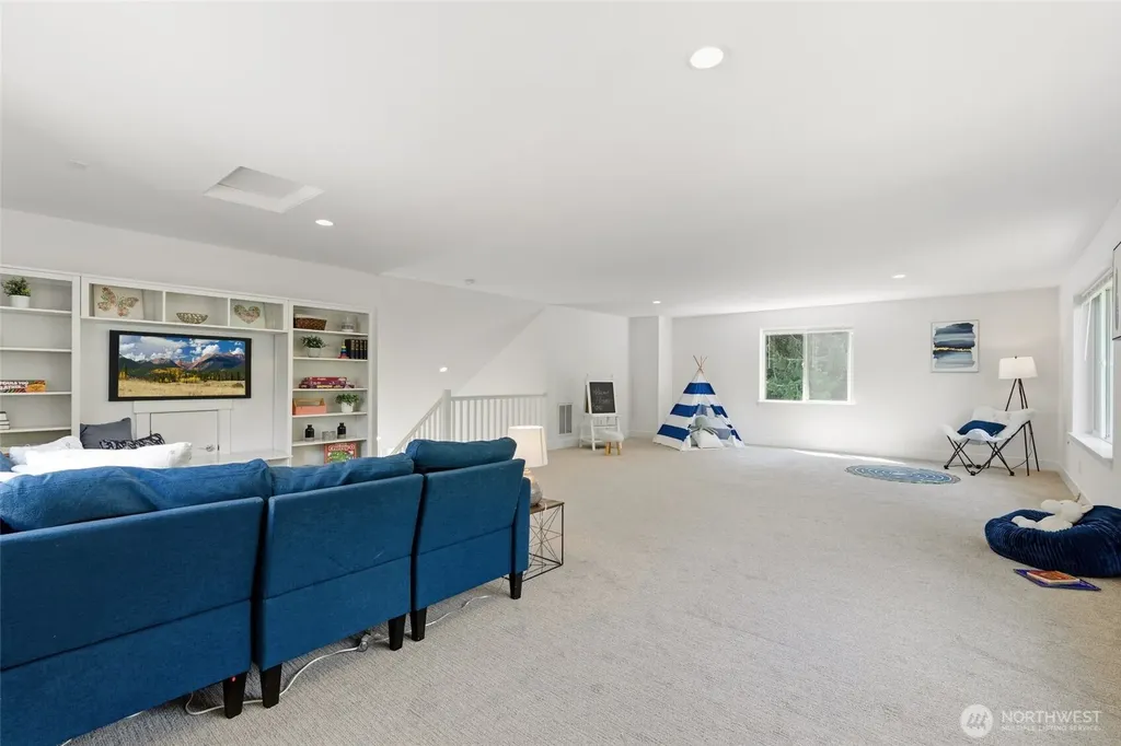 1413 239th Avenue NE Sammamish WA 98074