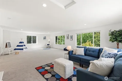 1413 239th Avenue NE Sammamish WA 98074