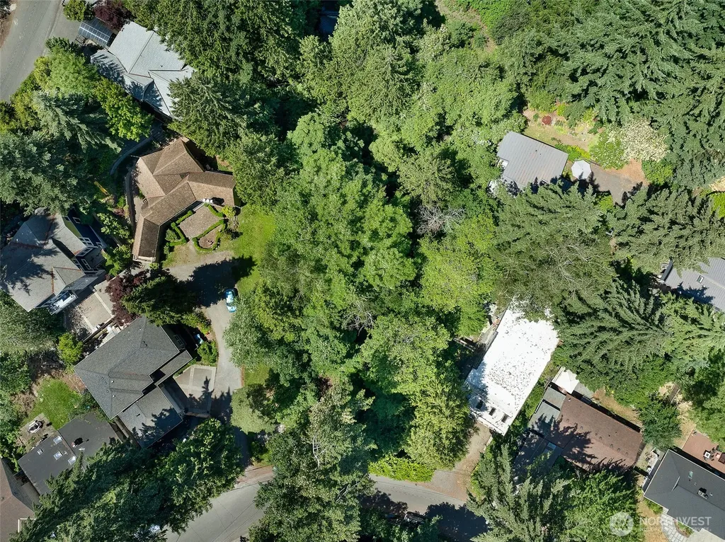 11533 34th Avenue NE Seattle WA 98125