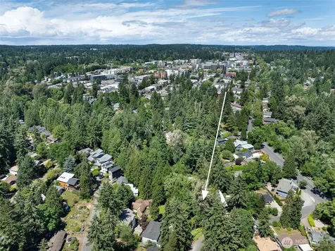 11533 34th Avenue NE Seattle WA 98125