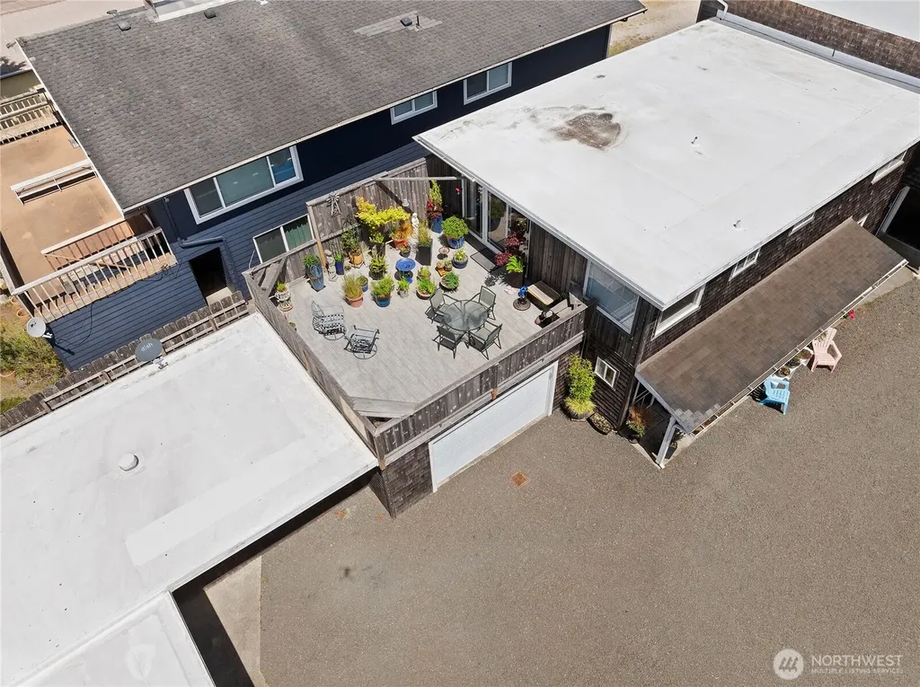 1611 Ocean Beach Boulevard S Long Beach WA 98631