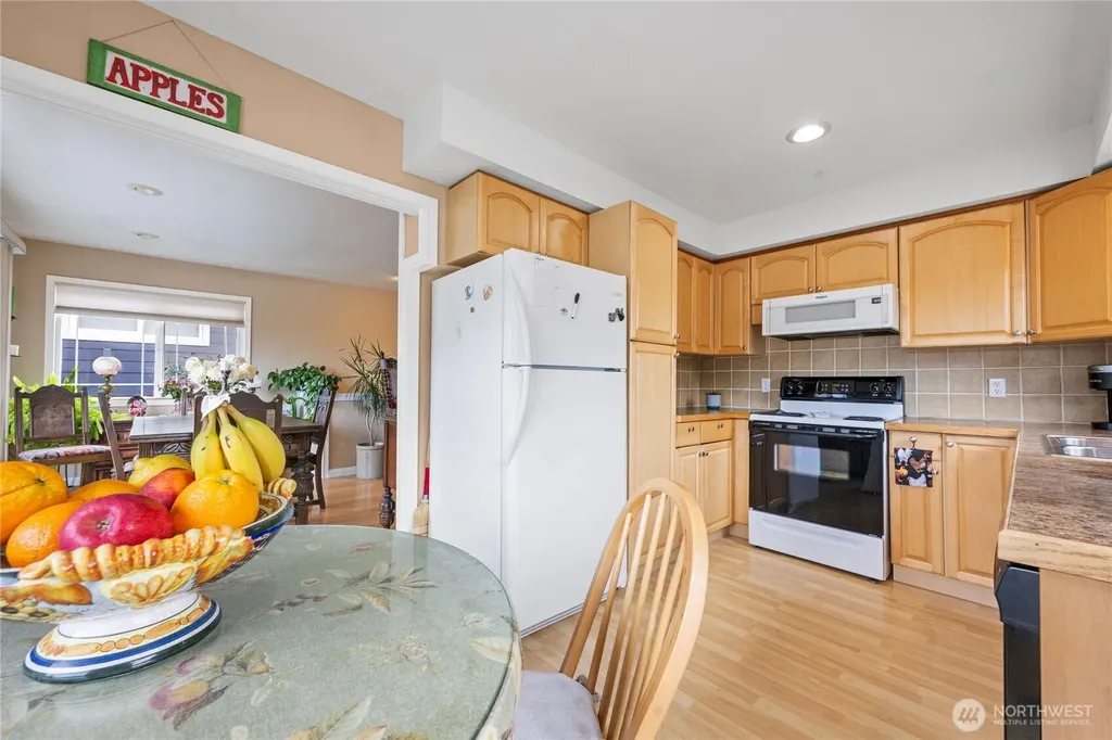 1611 Ocean Beach Boulevard S Long Beach WA 98631