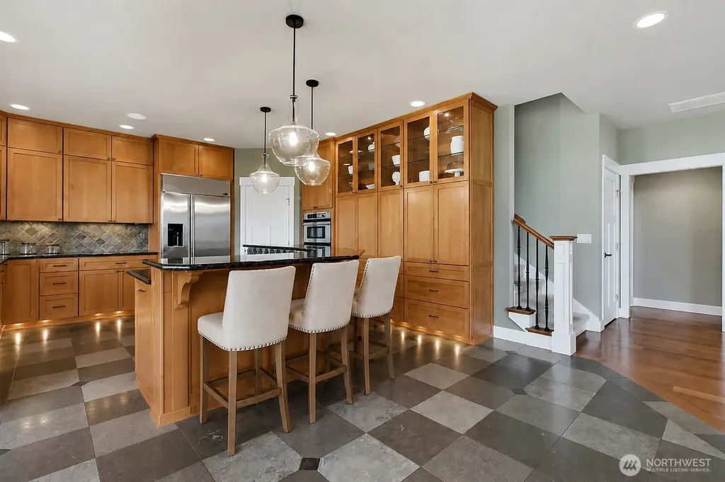 6402 Fairway Place SE Snoqualmie WA 98065