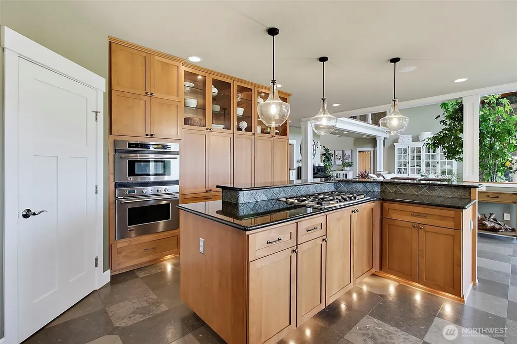 6402 Fairway Place SE Snoqualmie WA 98065