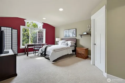 6402 Fairway Place SE Snoqualmie WA 98065