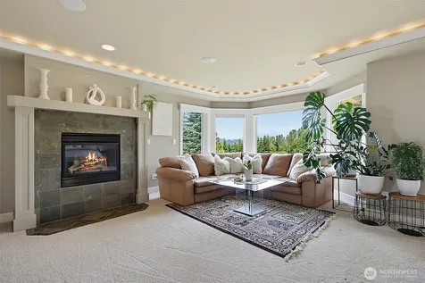 6402 Fairway Place SE Snoqualmie WA 98065