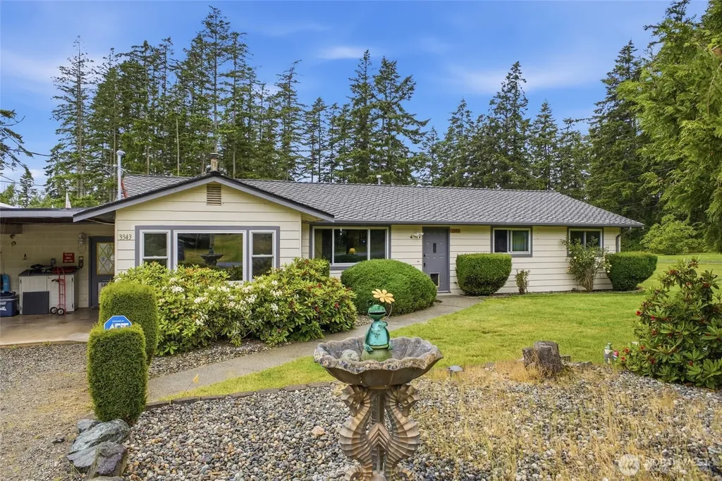 3343 Garfield Court Oak Harbor WA 98277