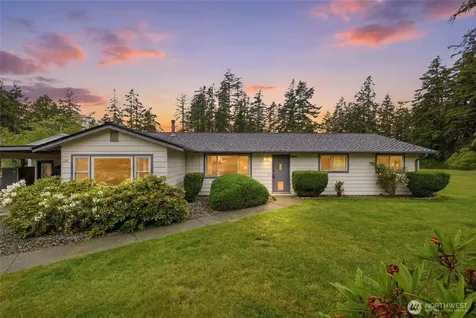 3343 Garfield Court Oak Harbor WA 98277