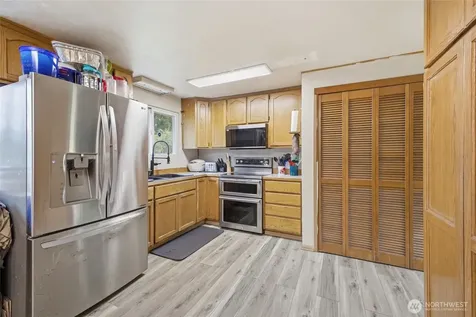 3343 Garfield Court Oak Harbor WA 98277