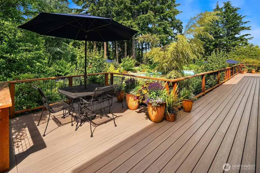 17424 107th Avenue SW Vashon WA 98070