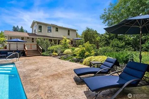 17424 107th Avenue SW Vashon WA 98070