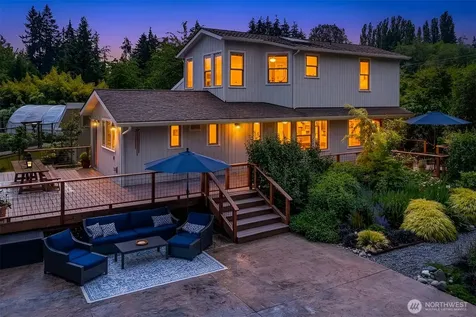 17424 107th Avenue SW Vashon WA 98070