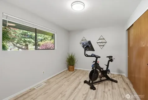 14404 143rd Place SE Renton WA 98059