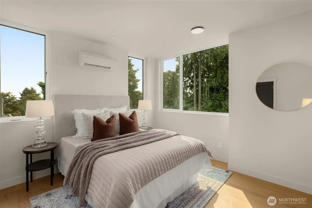 3406 E Spring Street Seattle WA 98122