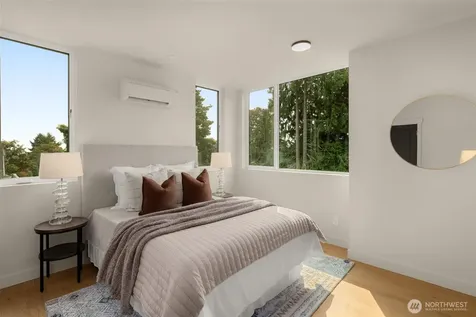 3406 E Spring Street Seattle WA 98122