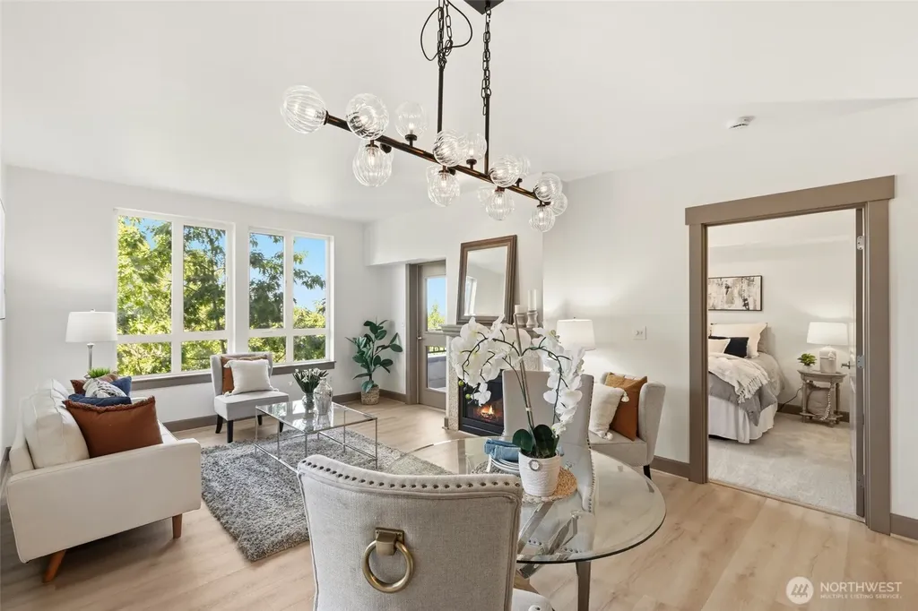 1880 25th Avenue NE Issaquah WA 98029
