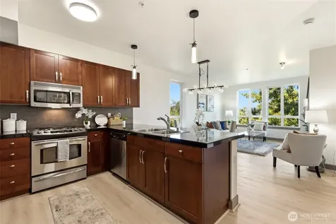 1880 25th Avenue NE Issaquah WA 98029