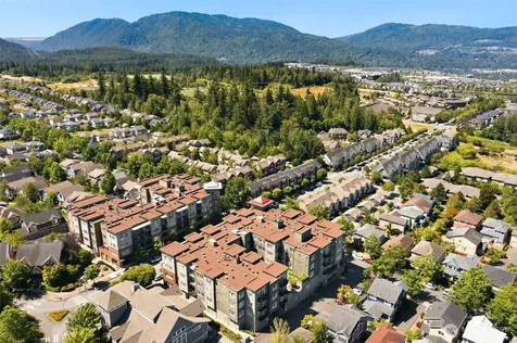 1880 25th Avenue NE Issaquah WA 98029