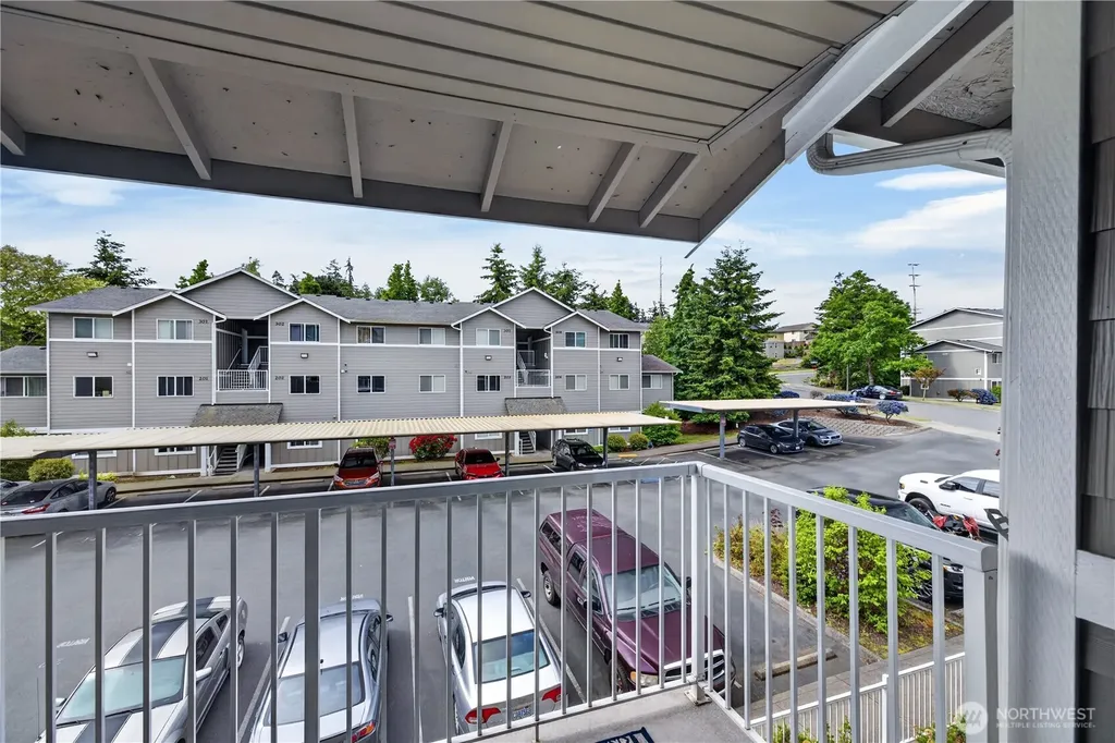 1670 SW Mulberry Drive Oak Harbor WA 98277