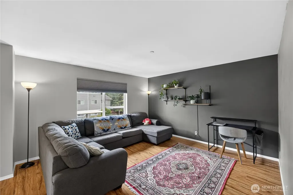 1670 SW Mulberry Drive Oak Harbor WA 98277