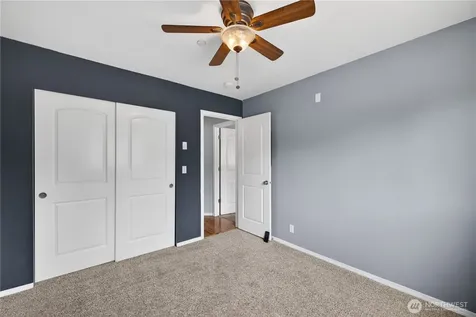1670 SW Mulberry Drive Oak Harbor WA 98277