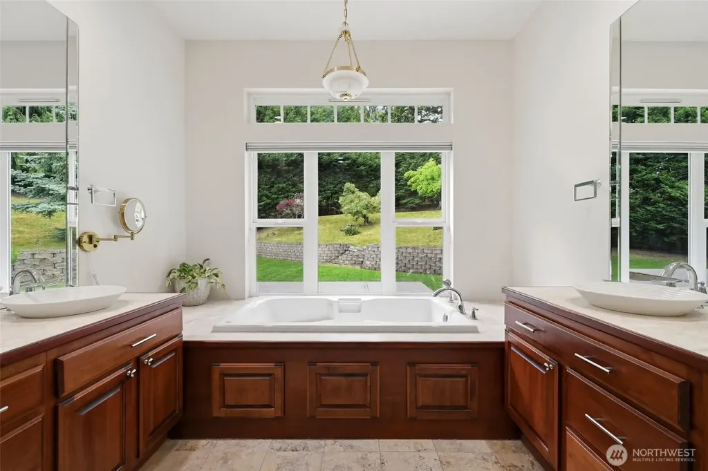 13503 110th Street Ct E Puyallup WA 98374