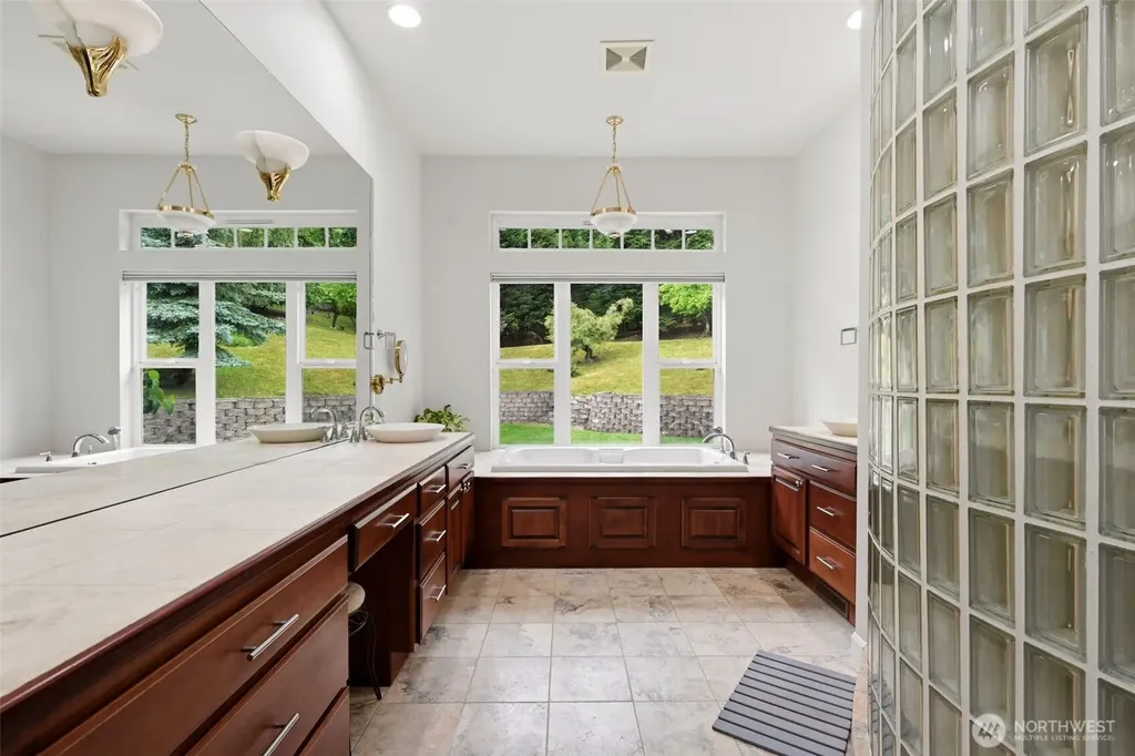 13503 110th Street Ct E Puyallup WA 98374